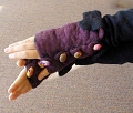 13aw-G01  : COLORFUL FINGER-LESS GLOVES WITH MINI STONES